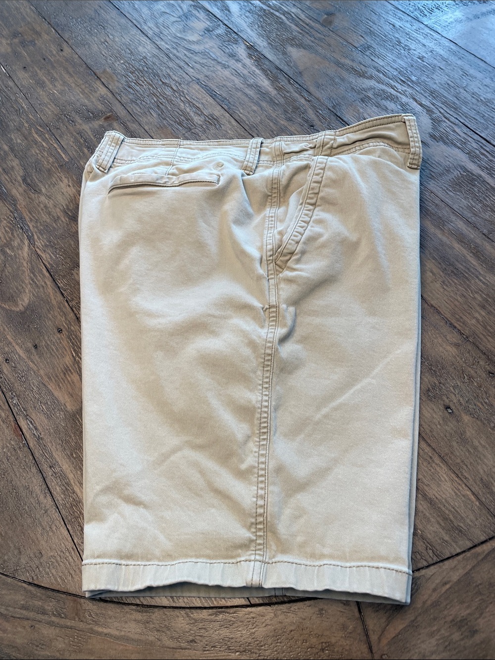Lucky Brand Men's Classic Khaki Shorts - Neutral Tan  Size 36